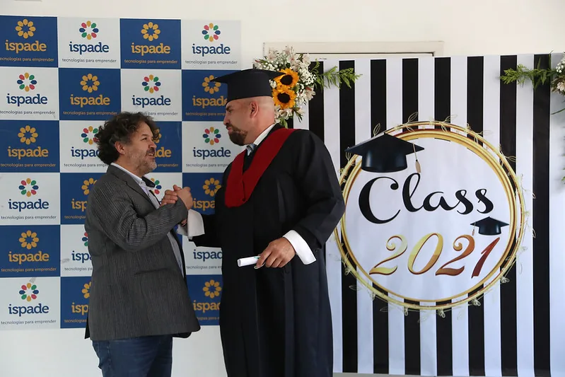Profesional felicitado en ISPADE